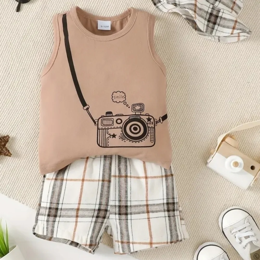 3pcs Baby Boys Cute Camera Graphic Print Tank Top & Plaid Shorts & Fisherman Hat